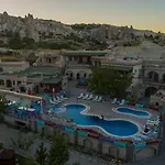 Cave Ξενοδοχείο 3*