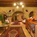 Cave Ξενοδοχείο