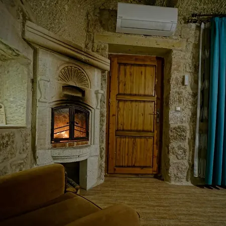 Flintstones Cave Hotel 2*