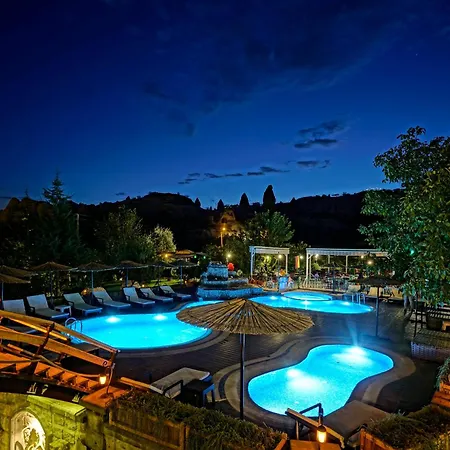 Hotel Flintstones Cave