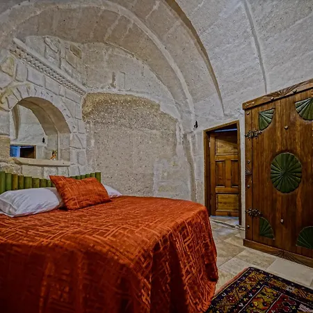 Flintstones Cave Hotel Goreme