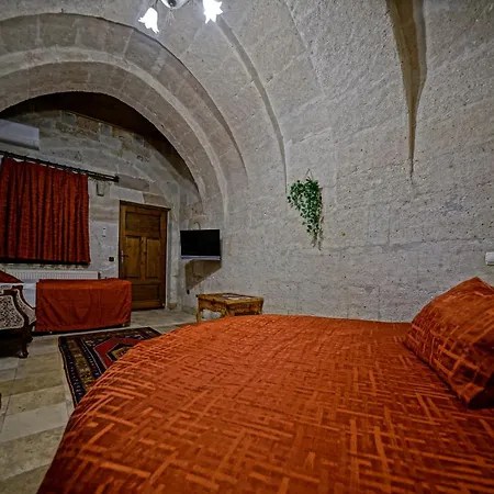 Flintstones Cave Hotel 2*