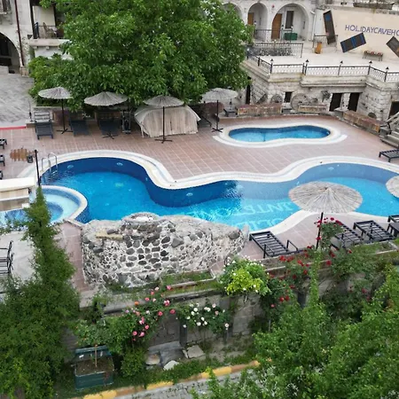 Hotel Cave 3*