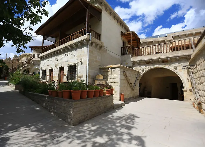 홀리데이 케이브