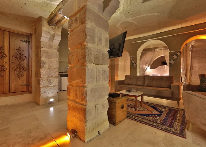 홀리데이 케이브